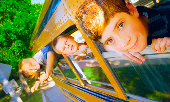 В РФ могут возникнуть проблемы с автобусами для перевозки школьников