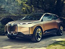 Версия BMW iNext получит высокотехнологичную решетку