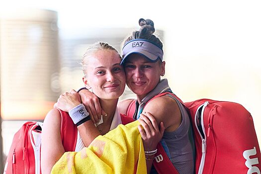 Вероника Кудерметова — об отношениях с сестрой Полиной: был период, когда она отдалялась