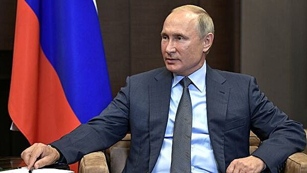 Раскрыты подробности общения Путина с разведкой