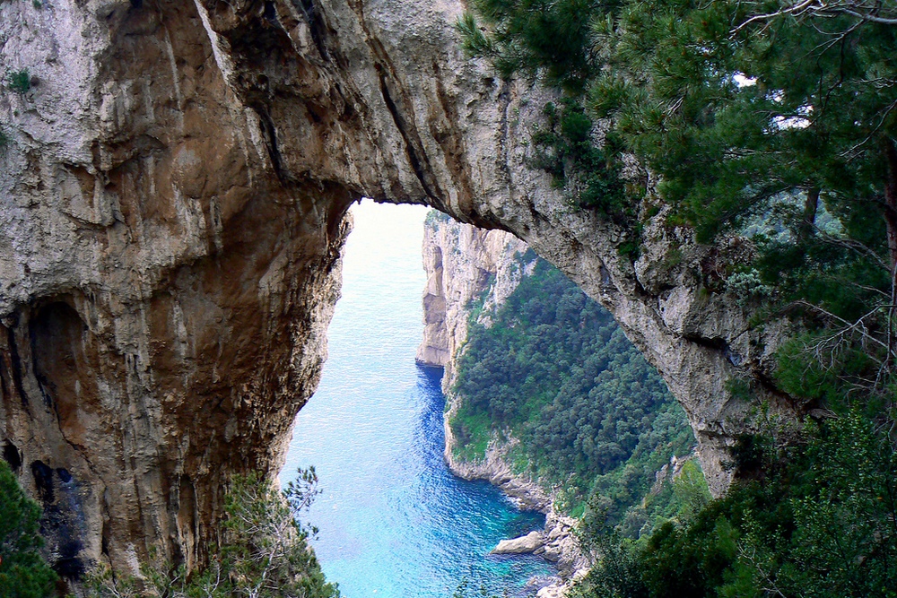 Скала Arco Naturale, Капри, Остров Капри, Италия, Европа
