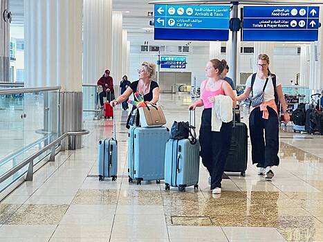 Аэропорт Дубая вернулся к полноценной работе после рекордных ливней