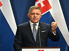 Фицо объявил о намерении Словакии выйти из НАТО