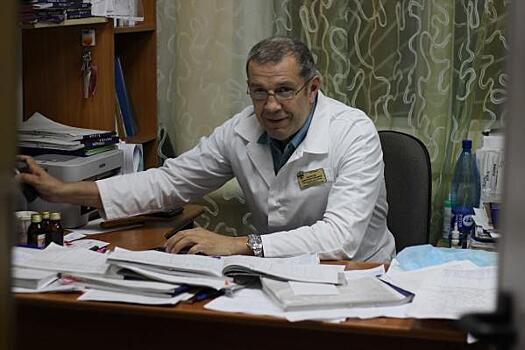 В Челябинске умер хирург, работавший в «красной» зоне