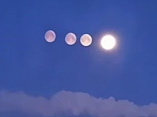 Над Петербургом засняли четыре Луны