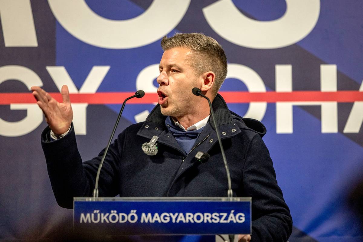 Имя оппозиционера всплыло в скандале, связанном с прослушиванием телефонных разговоров министра иностранных дел Венгрии