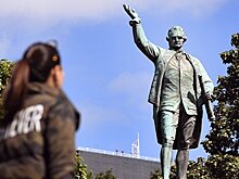 В Австралии осквернили памятник Джеймсу Куку