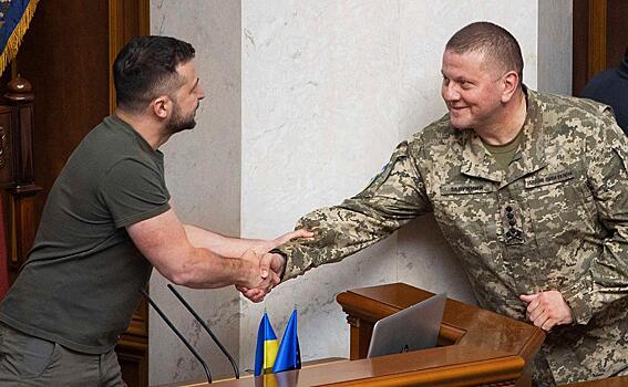 Риттер: возможный военный путч на Украине может обернуться гражданской войной