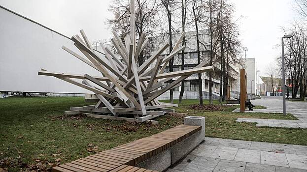 Арт-объект «Торосы» появился на территории культурного центра «Москвич»