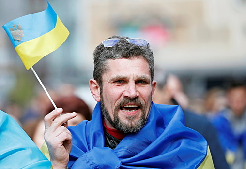 Украинский журналист: американцы "сдадут" Киев из-за России