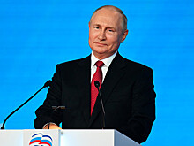 Путин наградил ликвидаторов последствий лесных пожаров и паводков