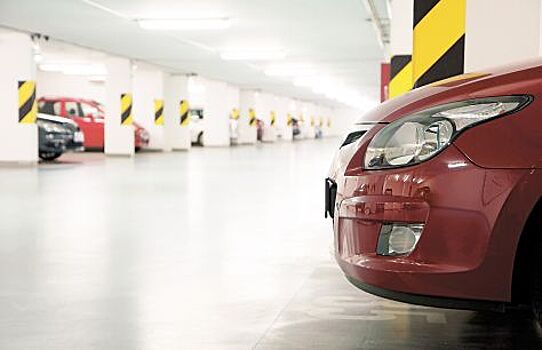 Предложен законопроект, позволяющий регистрировать парковочные места и гаражи как собственность