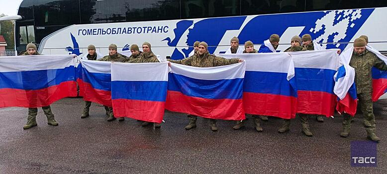 Из украинского плена в Россию возвращаются 10 курян