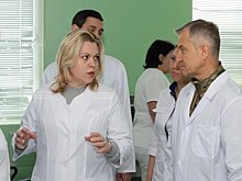 Александр Чепик посетил курский Областной перинатальный центр