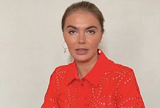 Собчак рассказала, сколько стоит красное платье Кабаевой
