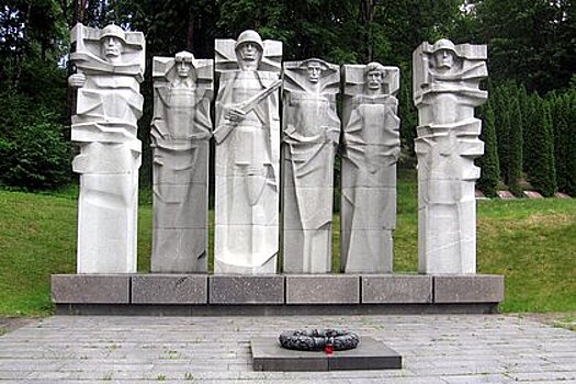 В Литве подсчитали стоимость демонтажа мемориала советским воинам