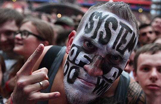 Басист группы System of a Down Шаво Одаджян обратился к Зеленскому