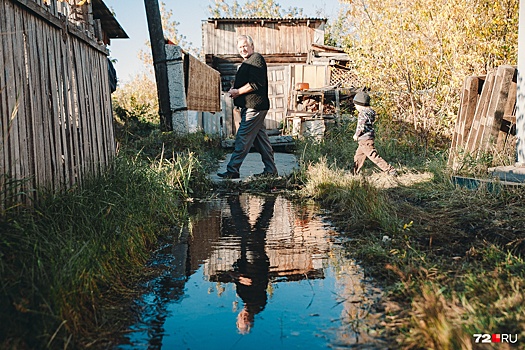 Заливает кипятком и ливневой водой, урожай погиб: разбираемся, почему топит дома на Береговой