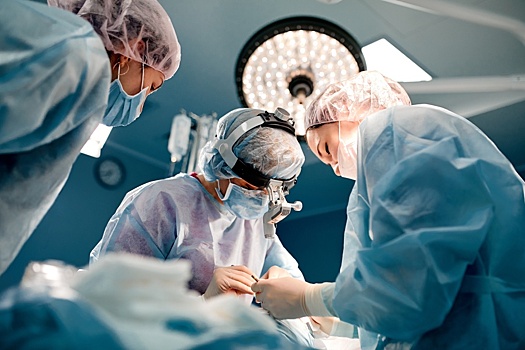 Микрохирурги пришили отрубленный палец 12-летнему ребенку