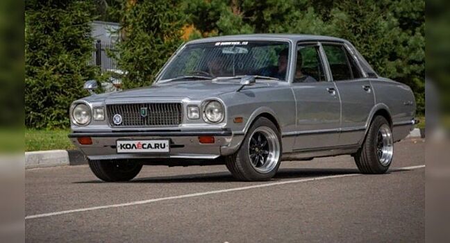 Круглое с квадратным: опыт владения Toyota Corona Mark II 1978 года