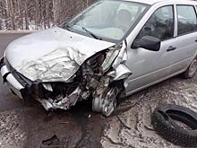 В Слободском районе столкнулись “Лада Калина” и “Нива”: один человек госпитализирован