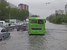 Тюмень затопило после сильного ливня