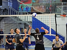 Волгоградские волейболисты выиграли домашний турнир