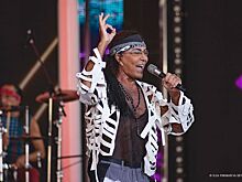 Чьи хиты прозвучат в новогоднюю ночь на телеканале «Music Box Gold»