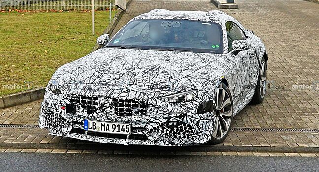 Новая версия Mercedes SL Spied получит мягкий верх