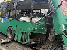 В Пензе в ДТП с автобусом, легковушкой и фурой пострадали шесть человек