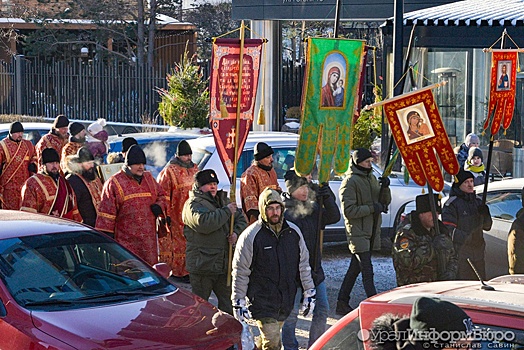 Центр Екатеринбурга перекроют из-за крестного хода