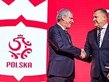 Сантуш официально возглавил сборную Польши