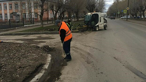 Кировские подрядчики отреагировали на критику о некачественной уборке улиц