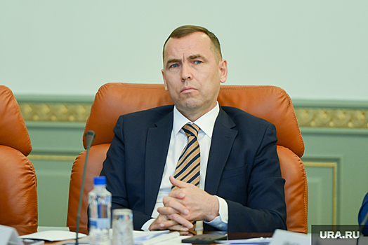 Губернатор Шумков на 10% повысил зарплату врачам и медработникам