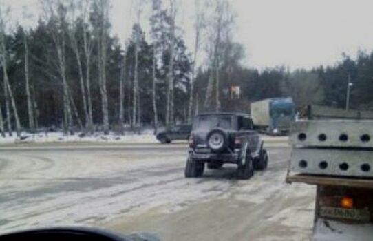 Внедорожник на гусеничном ходу замечен в Воронеже