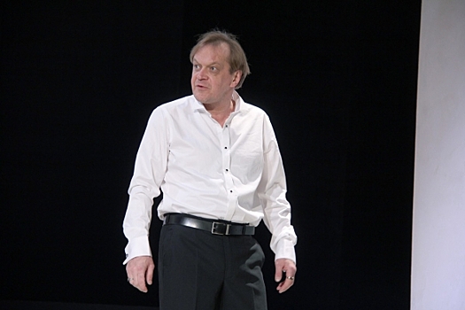 Работавший с Джеки Чаном и Томом Хэнксом актер обвинил мужа Собчак в разрушении русского театра