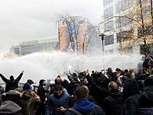 Полиция применила слезоточивый газ против протестующих в Брюсселе