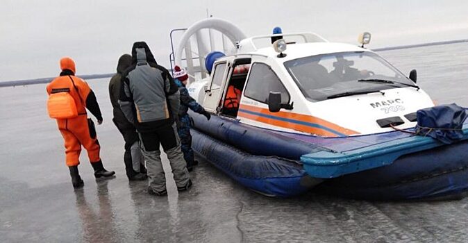 В Ивановской области запретили выход на лед водоемов