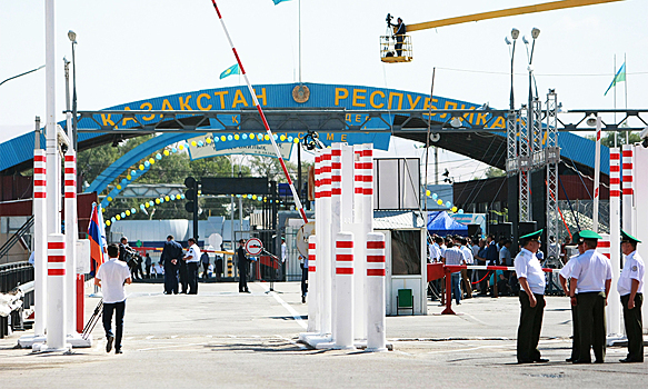 Киргизия обвинила Казахстан в препятствовании движения товаров в ЕАЭС