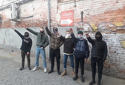 Омские студенты-националисты избили нескольких человек неславянской внешности — на них завели дело об ...