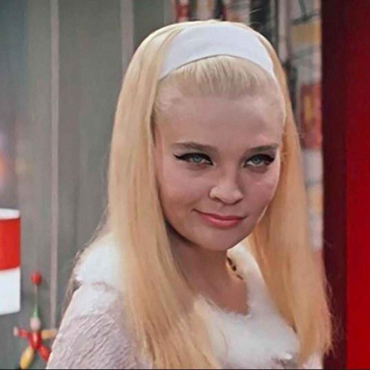 Қыздары әкелерді жақсы көреді порно видео