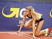 Самая сексуальная атлетка мира потренировалась с футболистом в коротких шортах