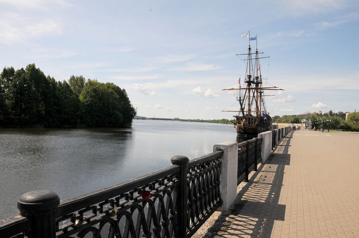 Город воронеж набережная