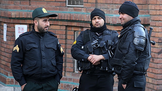 В Иране боевик погиб при попытке совершить теракт