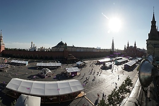 50 тыс человек посетили книжный фестиваль «Красная площадь» в Москве