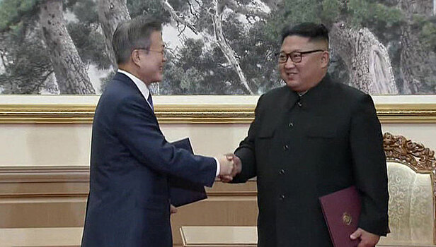 Две Кореи соединят железные и автомобильные дороги