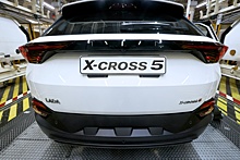Президент АвтоВАЗа рассказал, когда и кто сможет купить Lada X-Cross 5