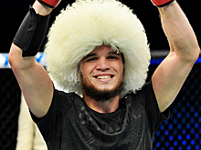 Брат Хабиба победил американца Манесса на турнире UFC Vegas 57