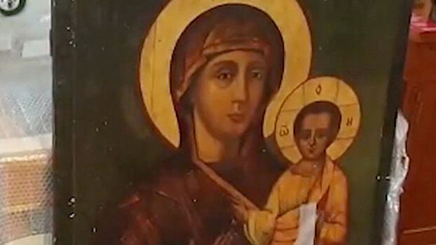 Храму в Кривцах вернули похищенные иконы