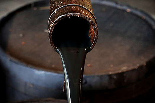 Утечка нефтесодержащей жидкости произошла в НАО